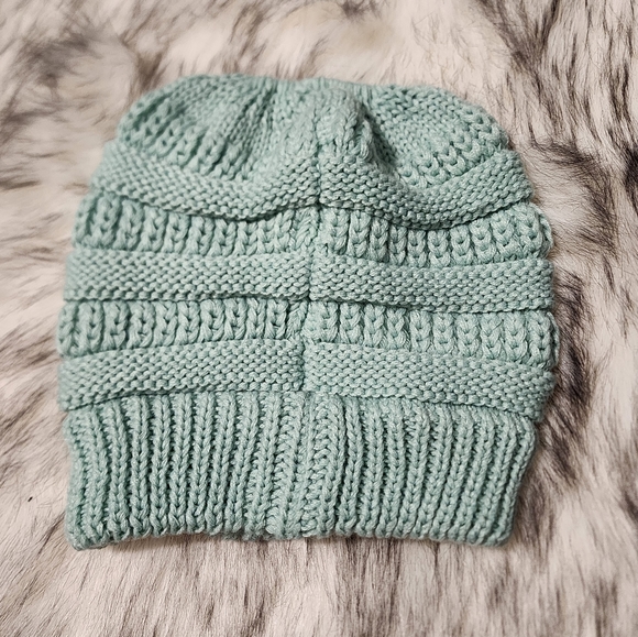 C.C Beanie Bundle - Picture 6 of 10